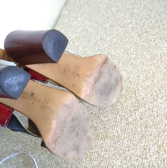 Prada Patent Leather Sandals - Picture 2 of 6